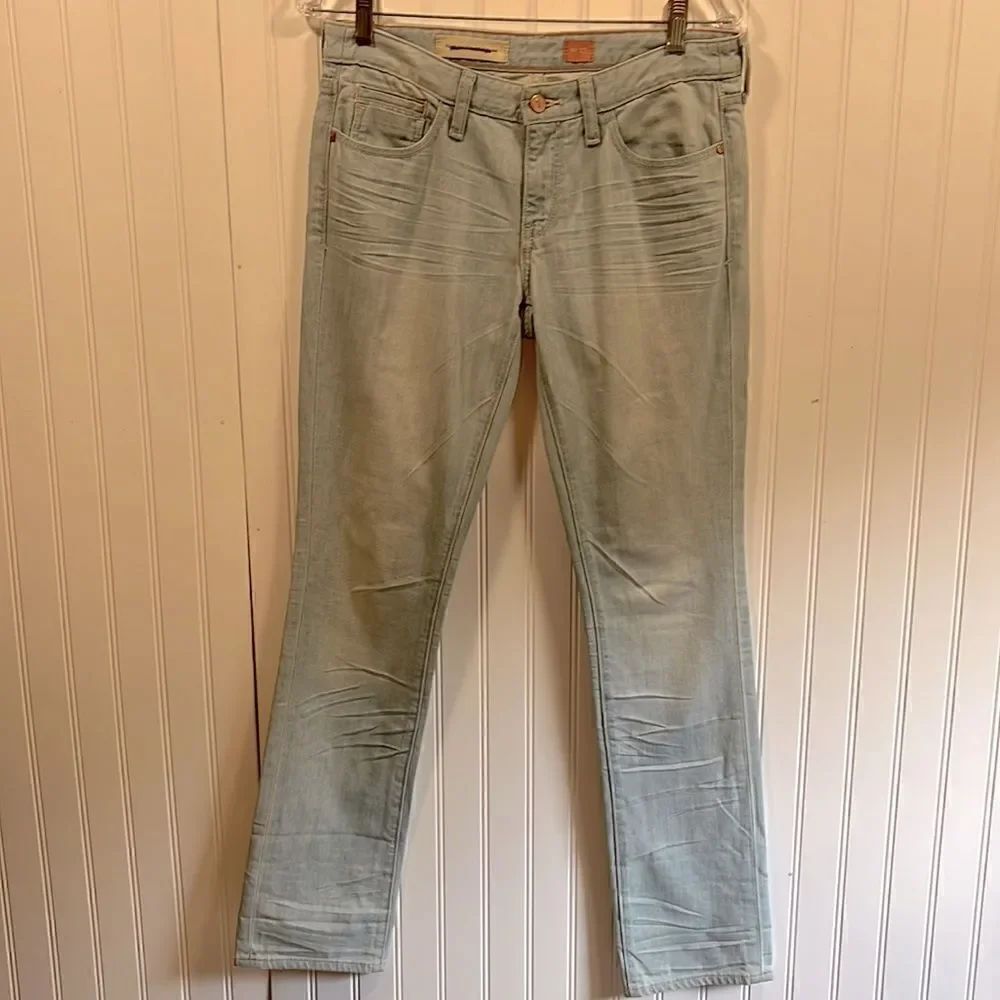 PilcroβandΒ theβLetterpressβlightβwashβstraightβlegβjean